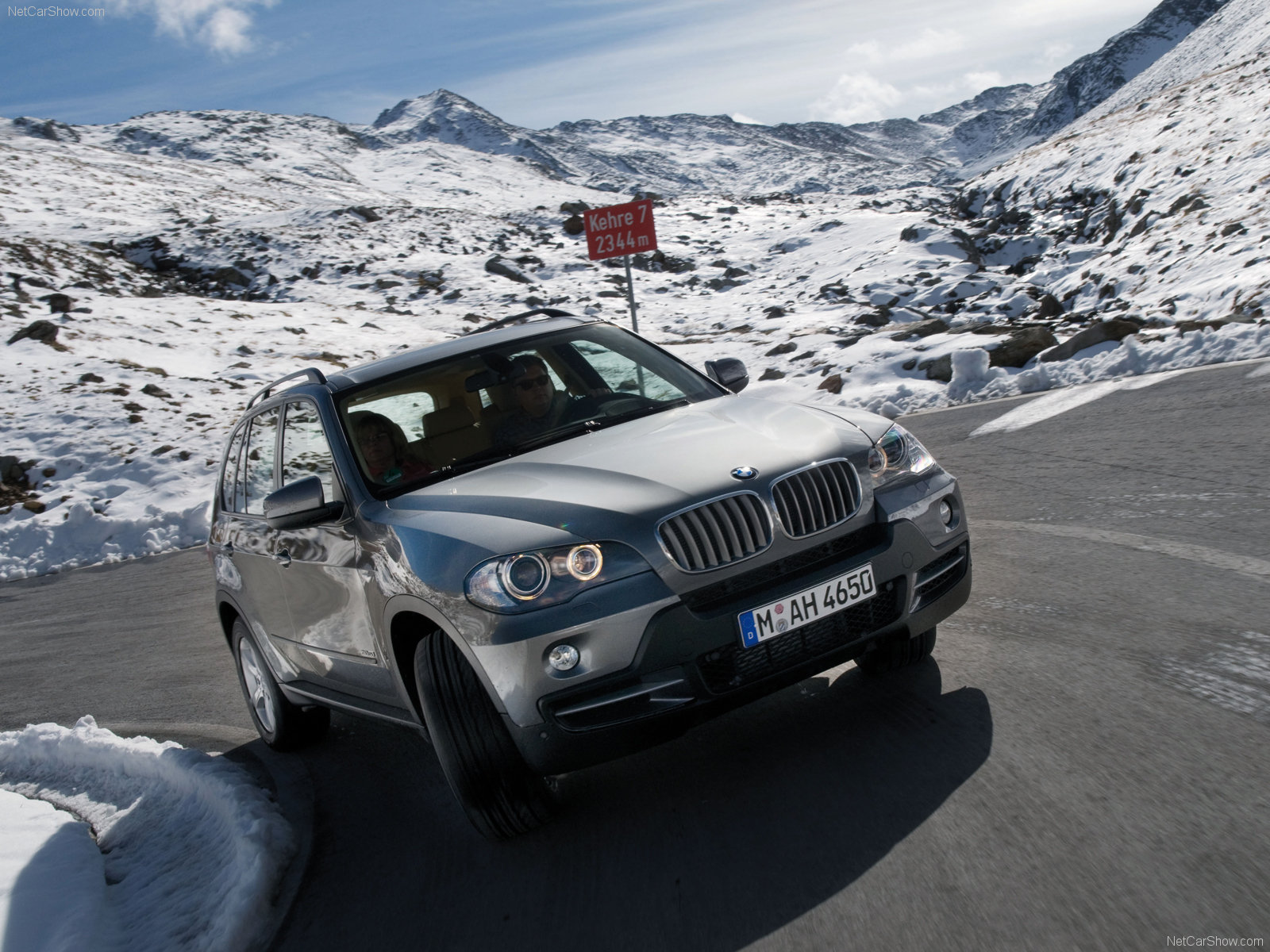 bmw-x5_xdrive35d_blueperformance_2009_1600x1200_wallpaper_03.jpg